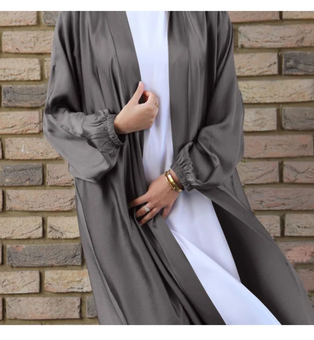 PRE-ORDER - Open Abaya